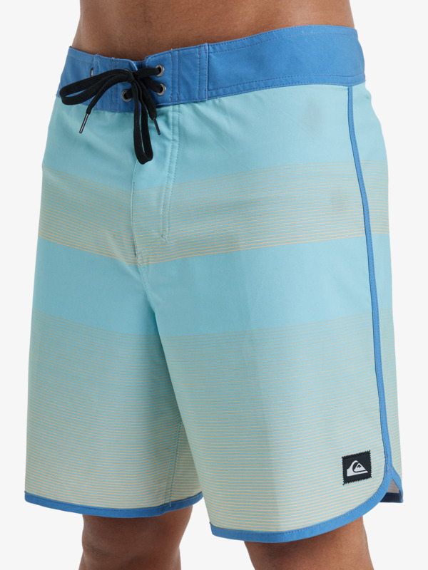 Surfsilk Scallop 18" - Board Shorts for Men  EQYBS04862