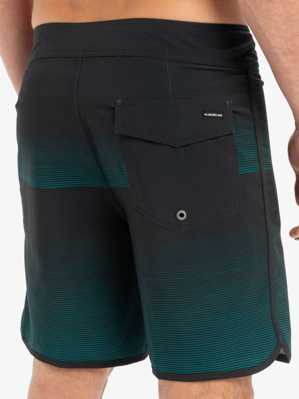 Surfsilk Scallop 18" - Board Shorts for Men  EQYBS04862