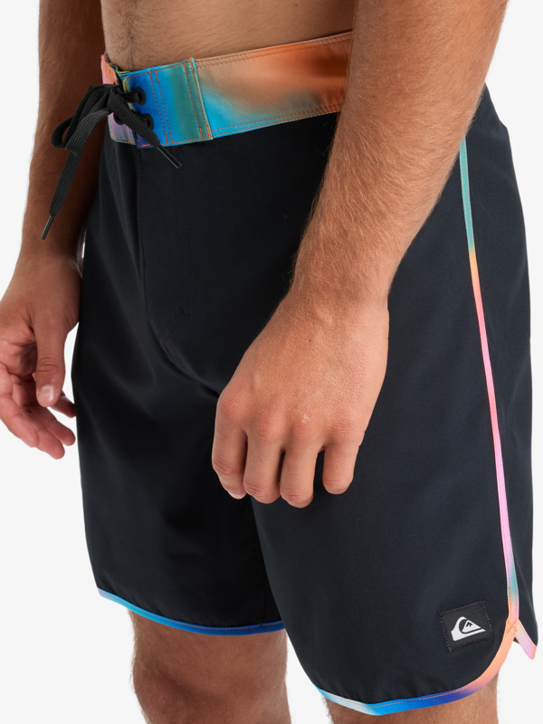 Surfsilk Scallop 18" - Board Shorts for Men  EQYBS04862