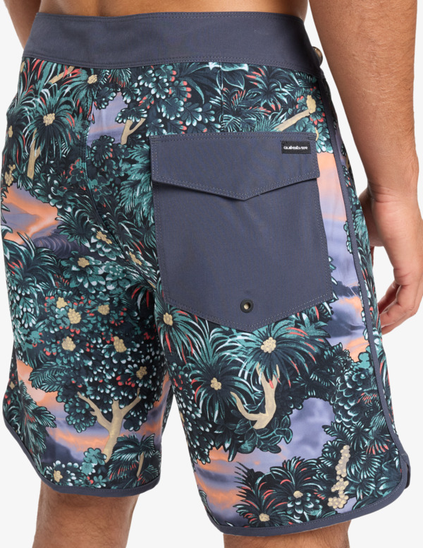 Surfsilk Scallop 18" - Board Shorts for Men  EQYBS04862