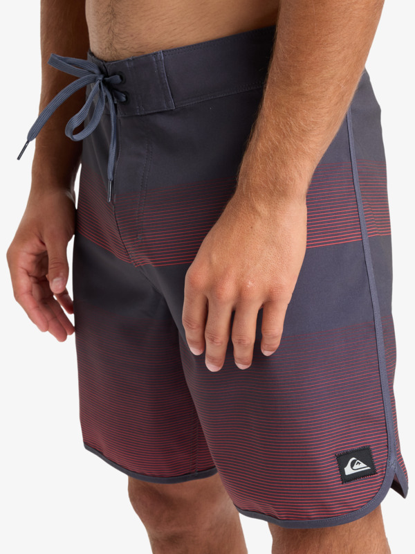 Surfsilk Scallop 18" - Board Shorts for Men  EQYBS04862