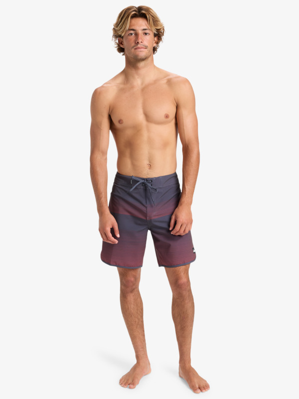 Surfsilk Scallop 18" - Board Shorts for Men  EQYBS04862