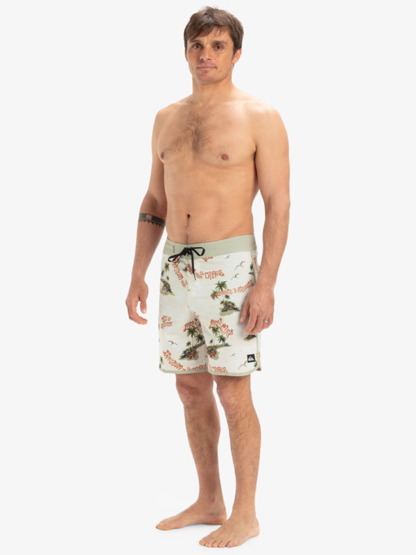 Surfsilk Scallop 18" - Board Shorts for Men  EQYBS04862