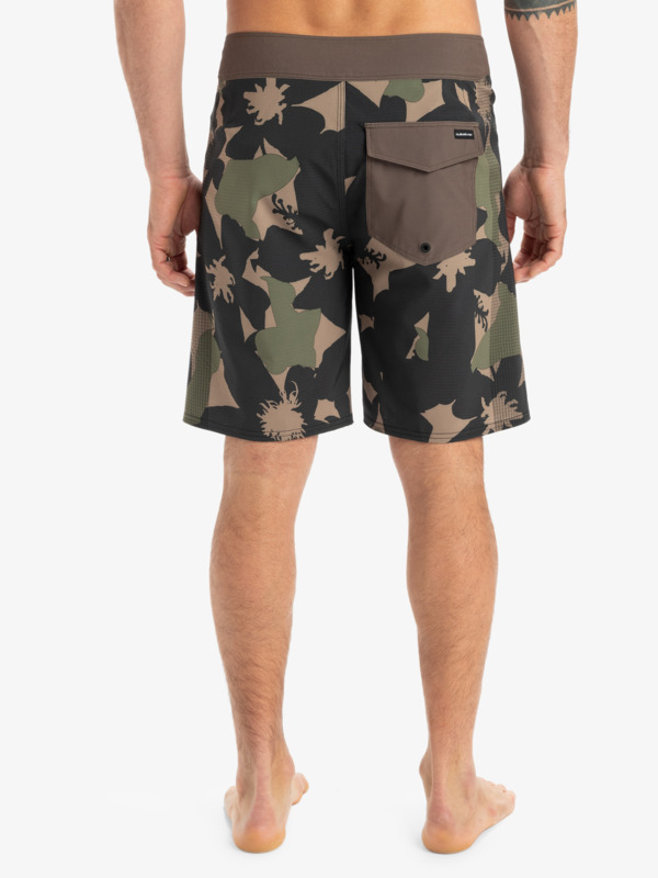 Highline Arch 19" - Board Shorts for Men  EQYBS04864