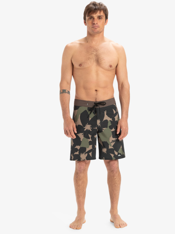 Highline Arch 19" - Board Shorts for Men  EQYBS04864