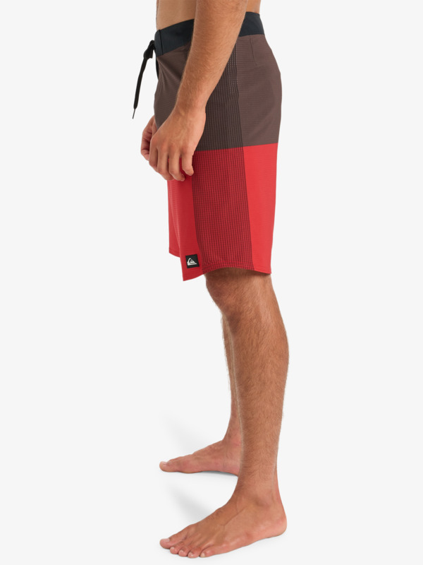 Highline Arch 19" - Board Shorts for Men  EQYBS04864