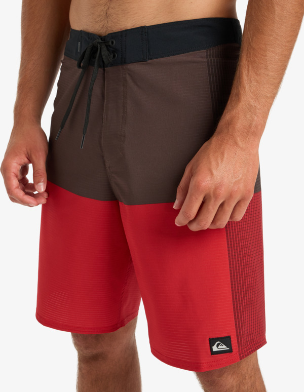 Highline Arch 19" - Board Shorts for Men  EQYBS04864