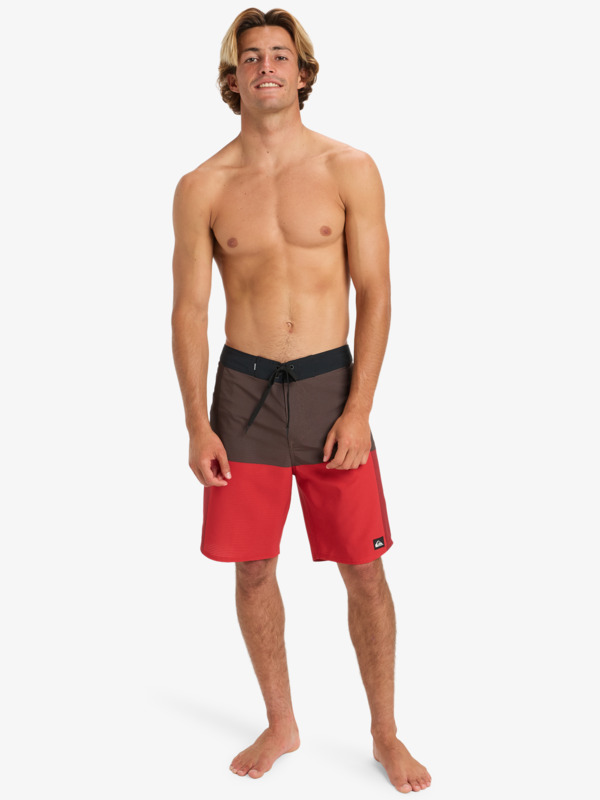 Highline Arch 19" - Board Shorts for Men  EQYBS04864