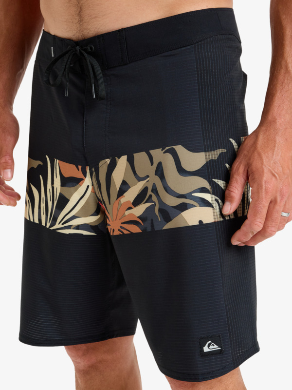 Highline Arch 19" - Board Shorts for Men  EQYBS04864