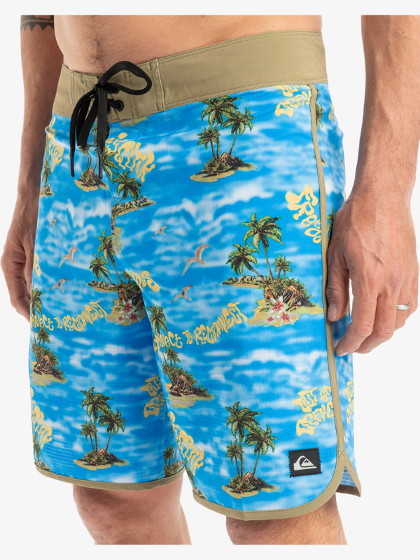 Highline Scallop 19" - Board Shorts for Men  EQYBS04865