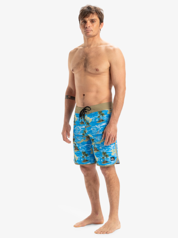 Highline Scallop 19" - Board Shorts for Men  EQYBS04865