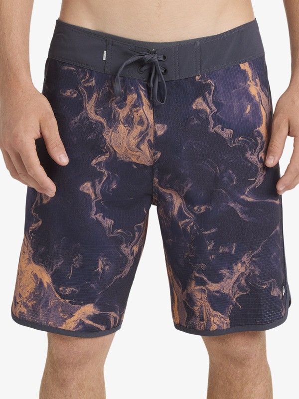 Highline Scallop 19" - Board Shorts for Men  EQYBS04865