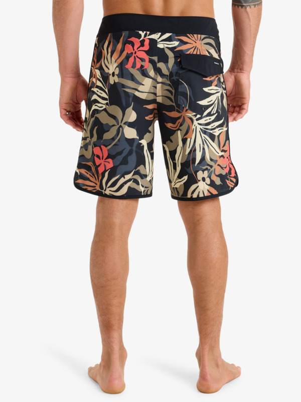 Highline Scallop 19" - Board Shorts for Men  EQYBS04865