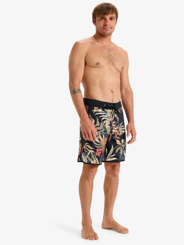 Highline Scallop 19" - Board Shorts for Men  EQYBS04865