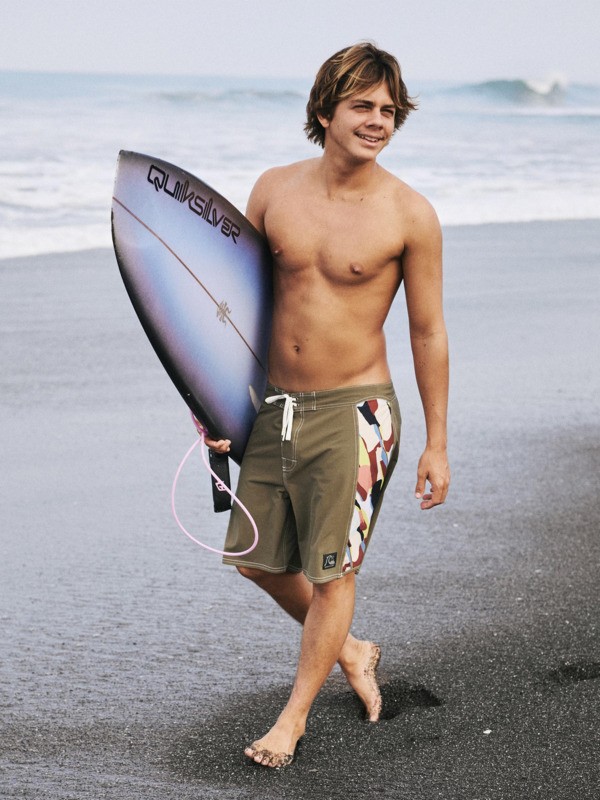 Original Arch 18" - Board Shorts for Men  EQYBS04866