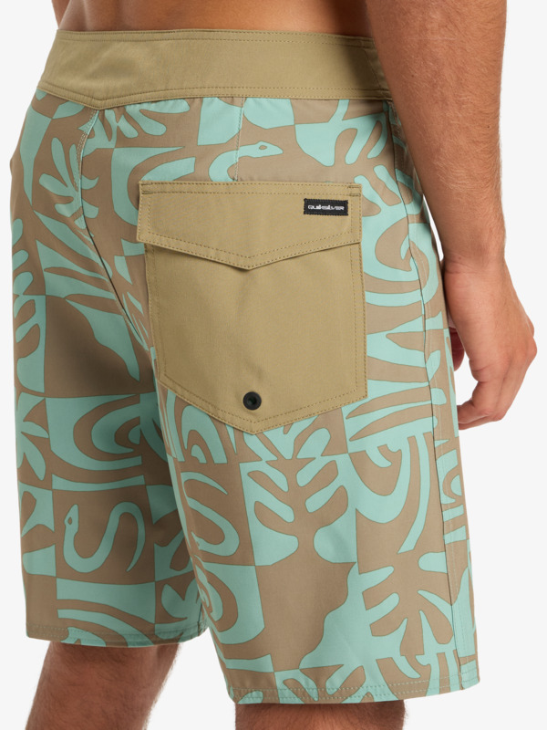 Surfsilk Straight Leg 18" - Board Shorts for Men  EQYBS04889