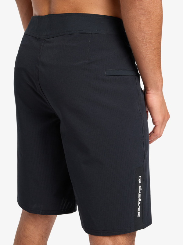 Highline Omni 19" - Board Shorts for Men  EQYBS04904