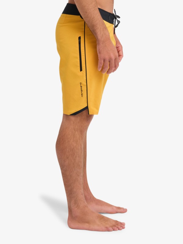 Highline 20 - Boardshorts for Men  EQYBS04916