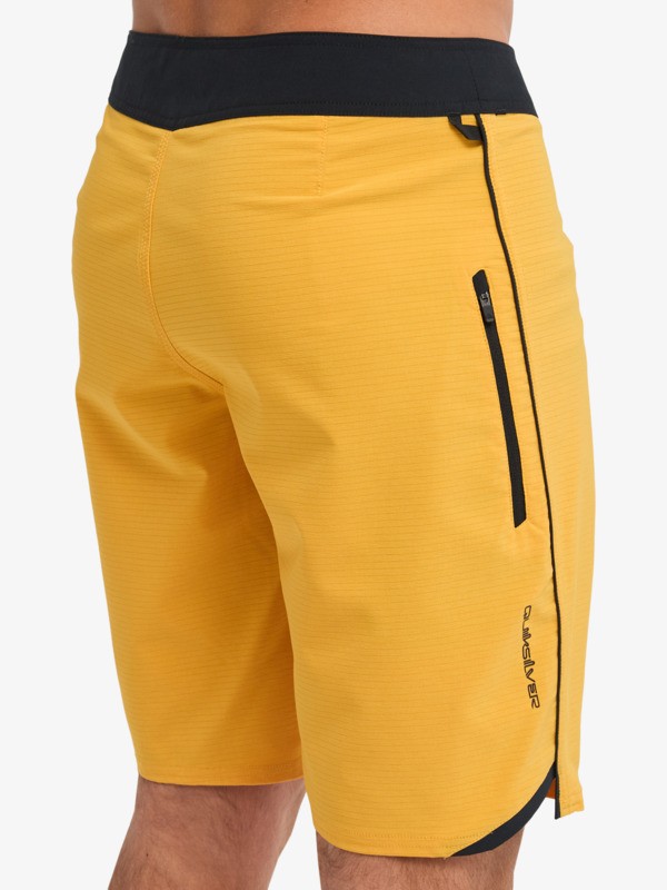 Highline 20 - Boardshorts for Men  EQYBS04916