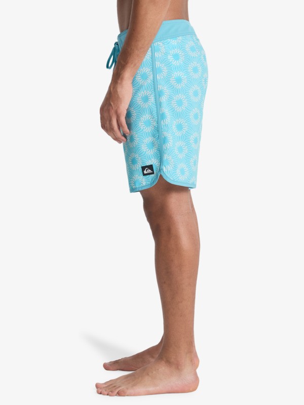 Surfsilk Scallop 18" - Boardshorts for Men  EQYBS04921