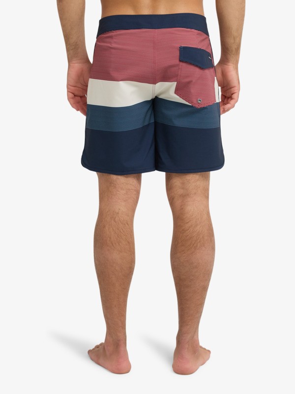 Surfsilk Scallop 18" - Boardshorts for Men  EQYBS04921