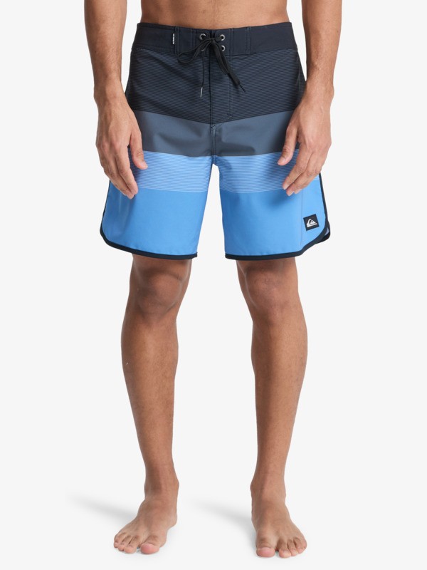 Surfsilk Scallop 18" - Boardshorts for Men  EQYBS04921