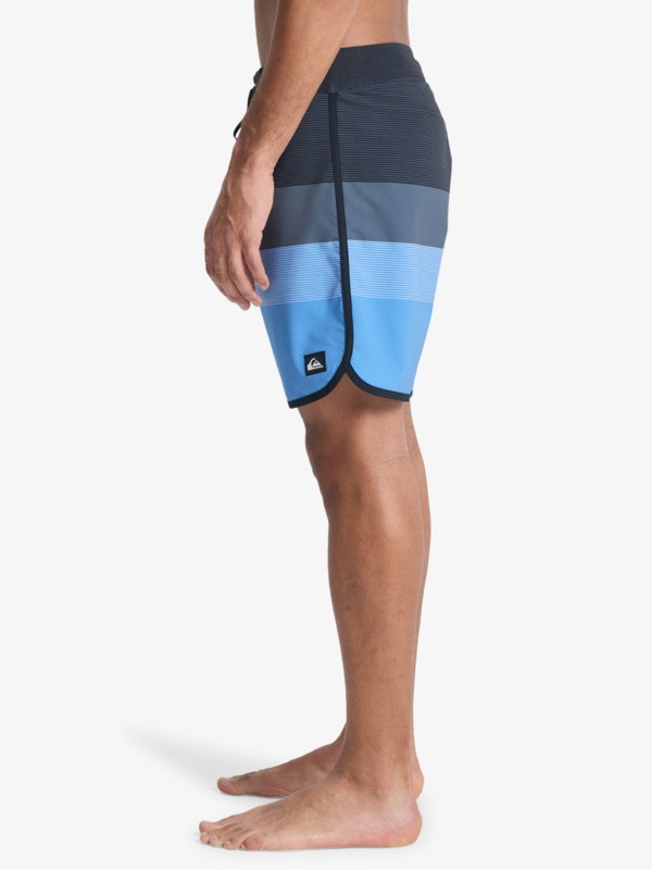 Surfsilk Scallop 18" - Boardshorts for Men  EQYBS04921