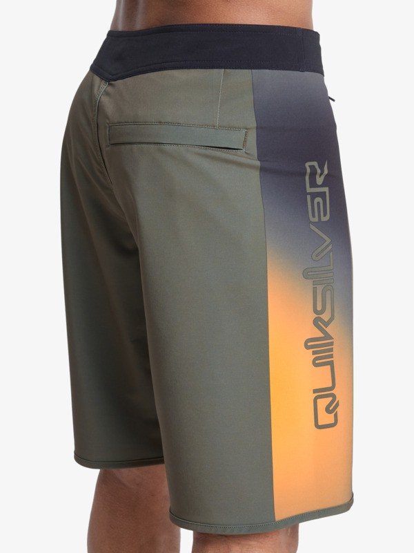 Surfsilk Holmes 20" - Boardshorts for Men  EQYBS04926