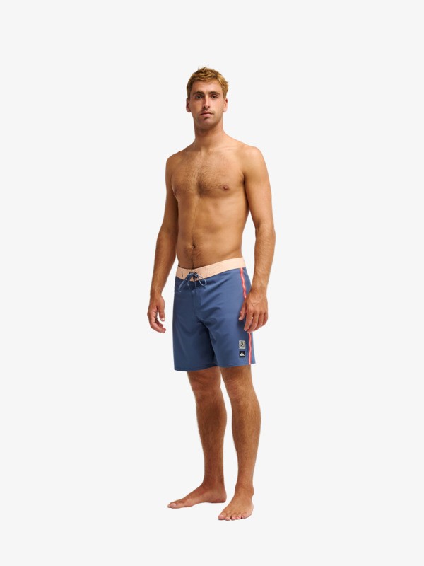 Surfsilk Beach Daze 18"  EQYBS04949