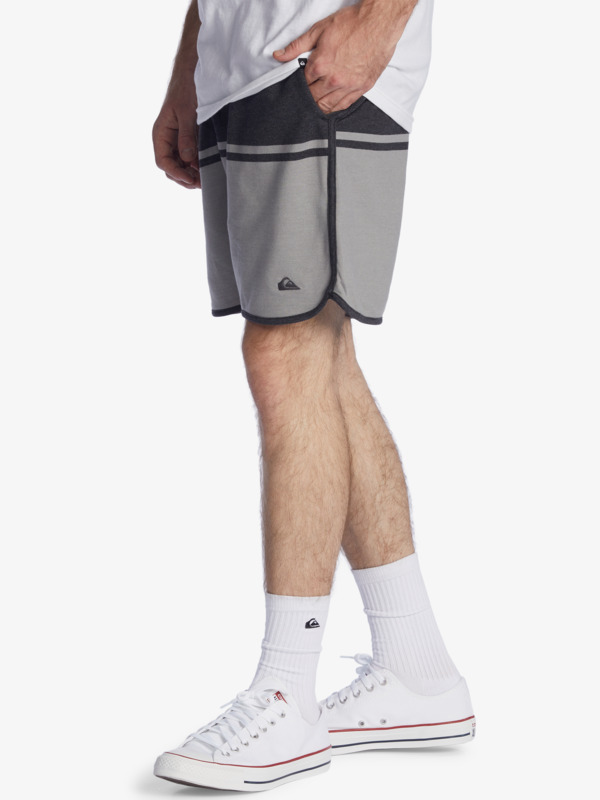 Engineered Scallop 19" - Tracksuit Shorts for Men  EQYFB03266