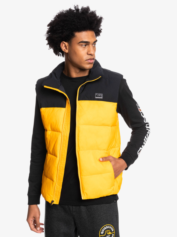 Wolf Shoulder Colourblock Puffer Gilet for Men Quiksilver