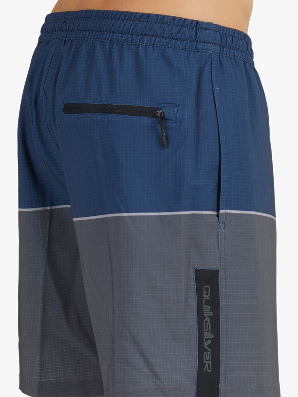 Omni Training 17" - Training Short for Men  EQYJV03897