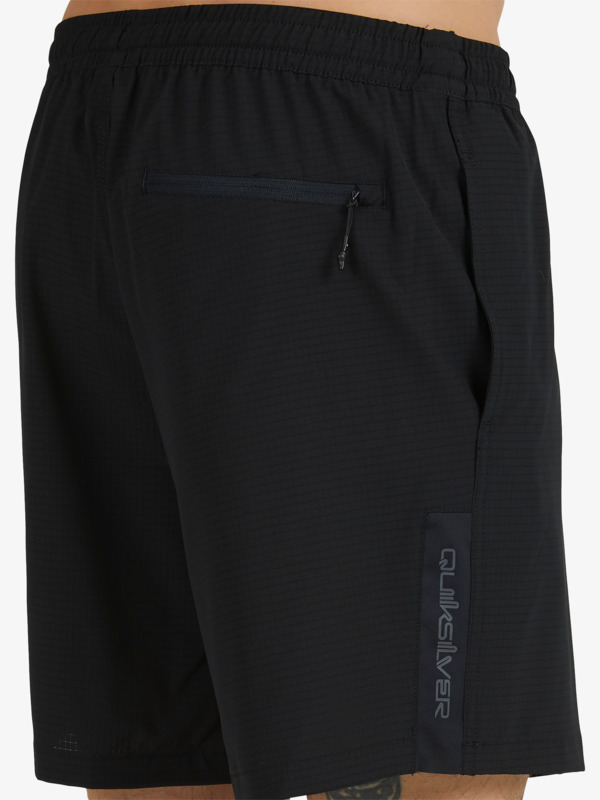 Omni Training 17" - Training Short for Men  EQYJV03897