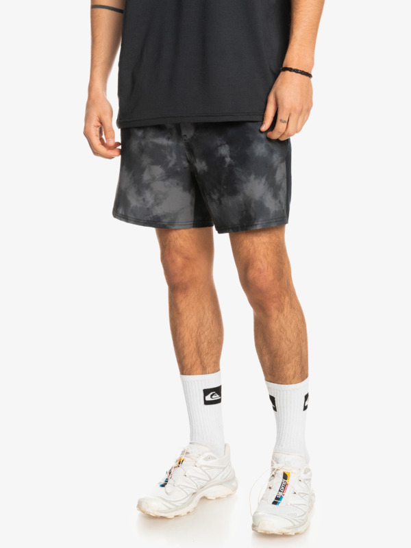 High Stretch 17" - Training Shorts for Men  EQYJV03931
