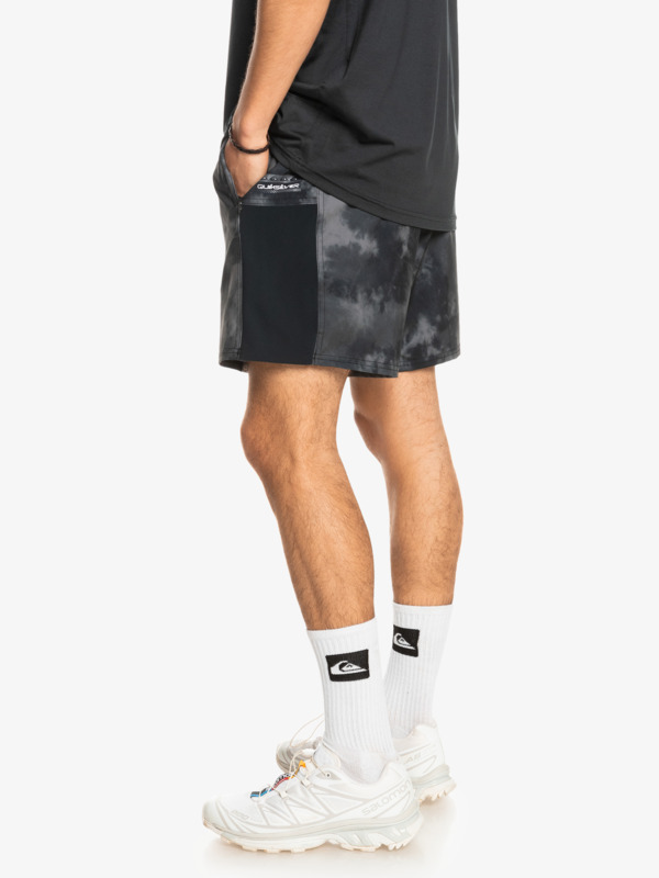 High Stretch 17" - Training Shorts for Men  EQYJV03931
