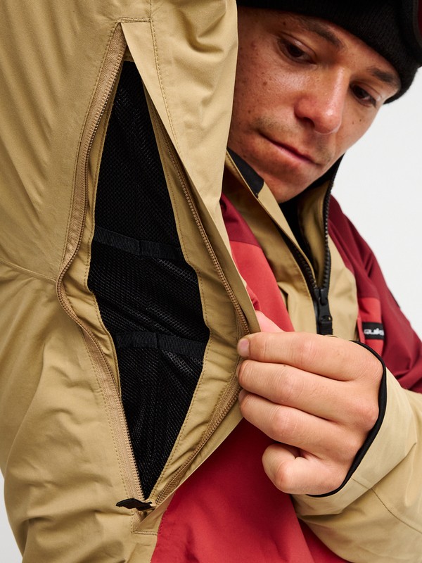 Forever Stretch GORE-TEX&reg;  EQYTJ03549