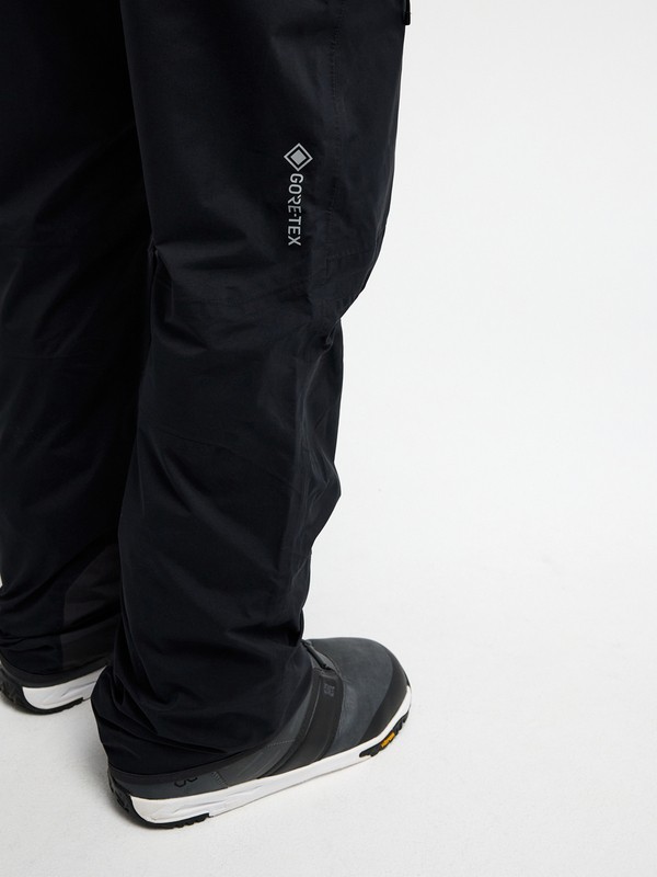 Forever Stretch GORE-TEX&reg;  EQYTP03263