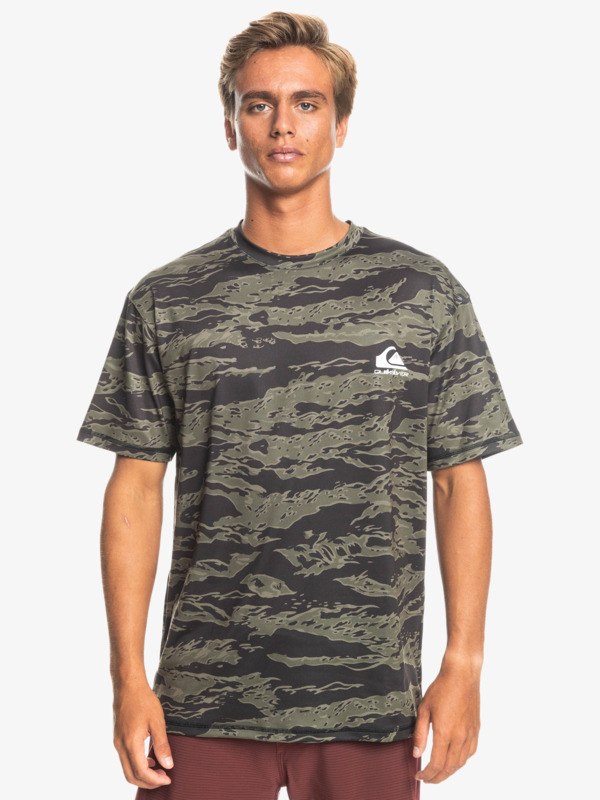 Comp Logo Surf - Short Sleeve UPF 50 Surf T-Shirt for Men  EQYWR03365