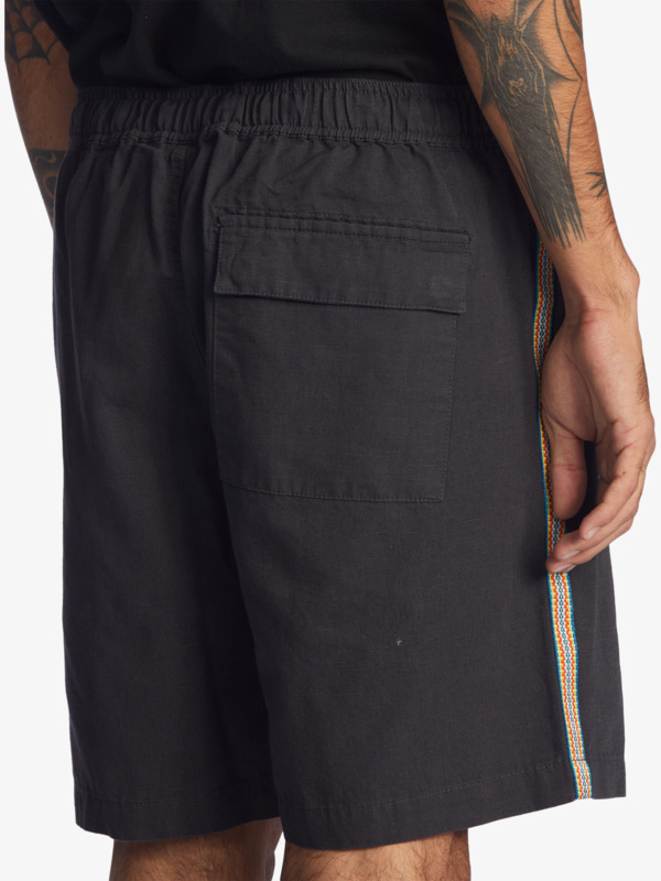 Taped Taxer 18" - Shorts for Men  EQYWS03768