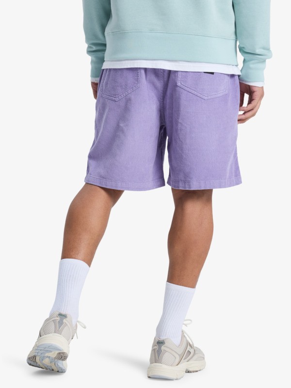 Taxer 18"  EQYWS03878