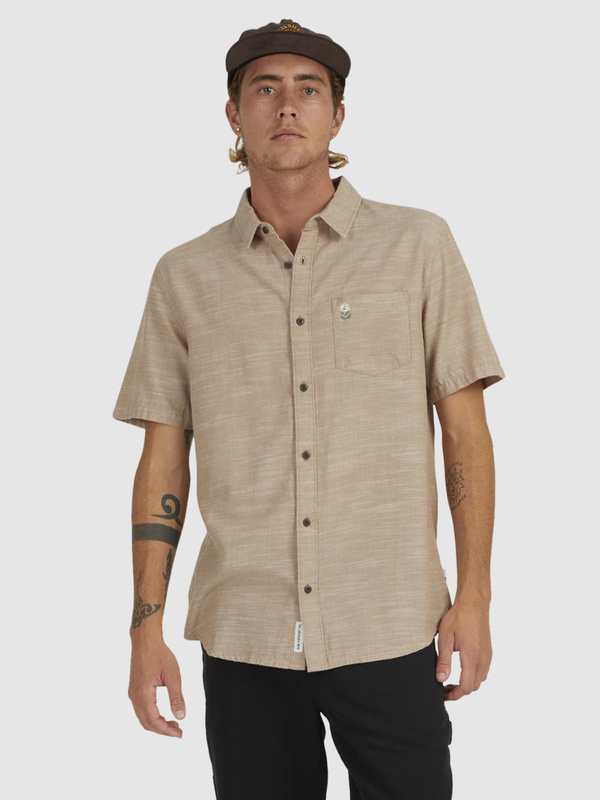 No Lines Shirt Short Sleeve Shirt for Men Quiksilver