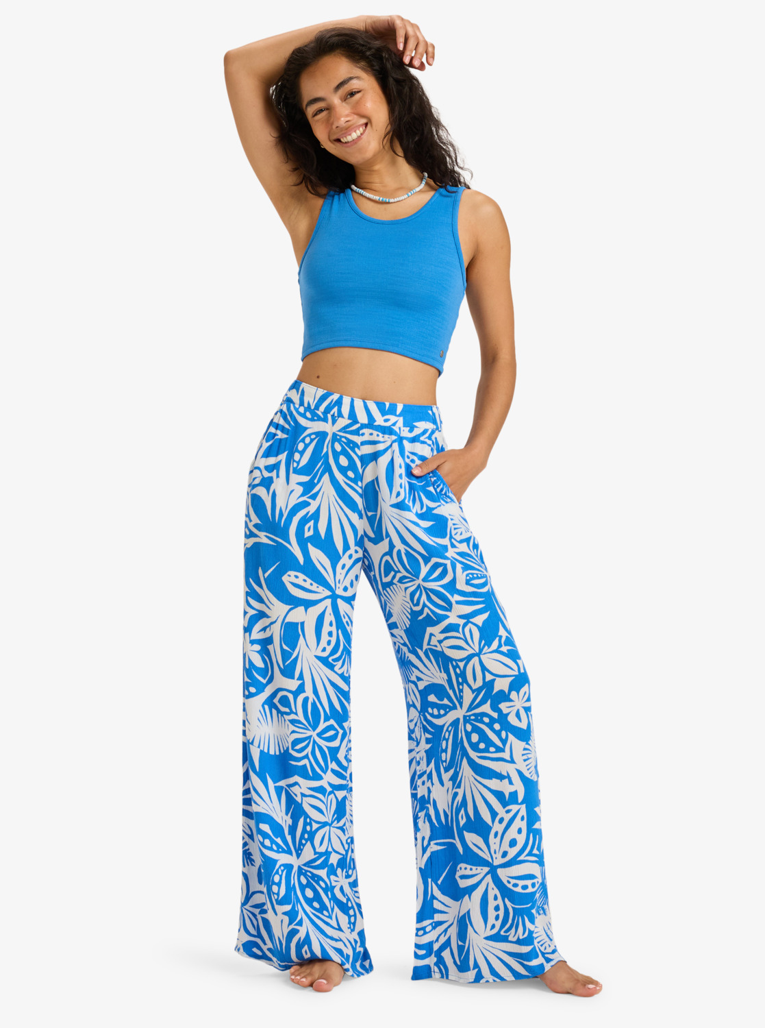 arjnp03309_roxy,w_blv6_frt1.jpg