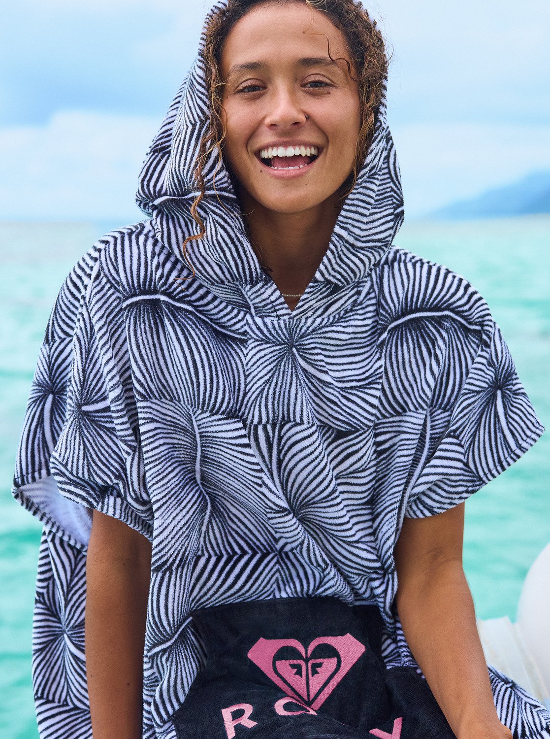 Pro Surf - Unisex's Black Poncho Changing Towel | Roxy