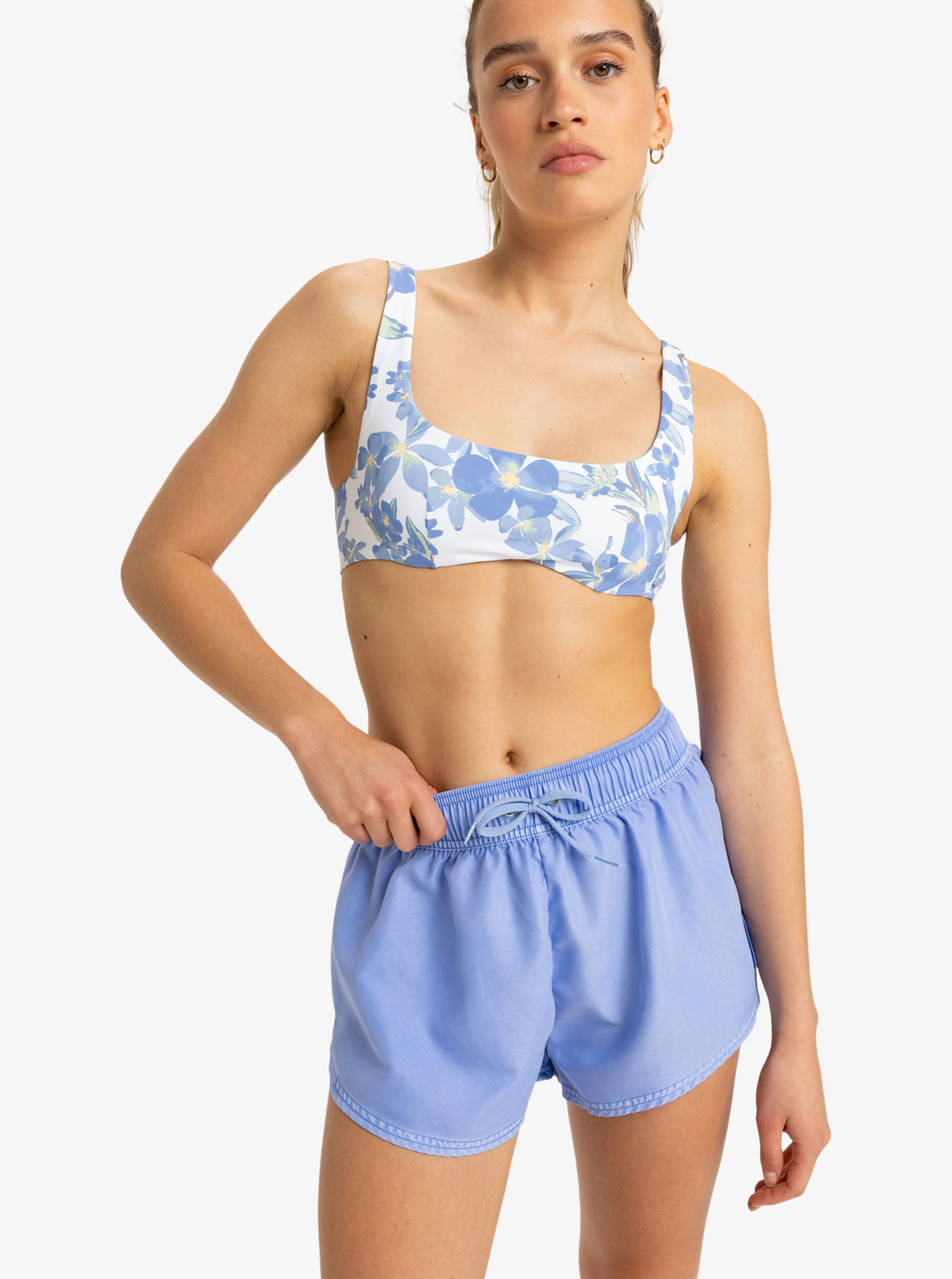 erjbs03318_roxy,w_pjb0_frt1.jpg