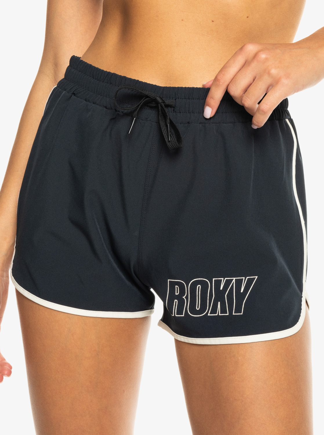 erjns03530_roxy,w_kvj0_frt1.jpg