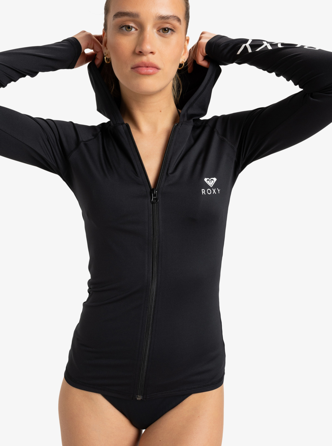 erjwr03697_roxy,w_kvj0_frt1.jpg