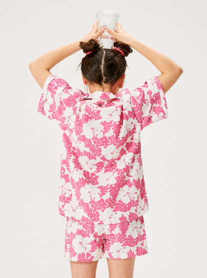 Hold Me Closer - Short Sleeve Shirt for Girls 10-16  ERGWT03128