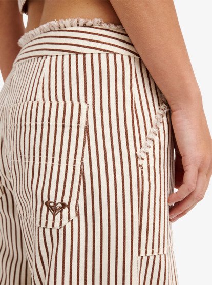 Rough Around Edges  ERJNP03728