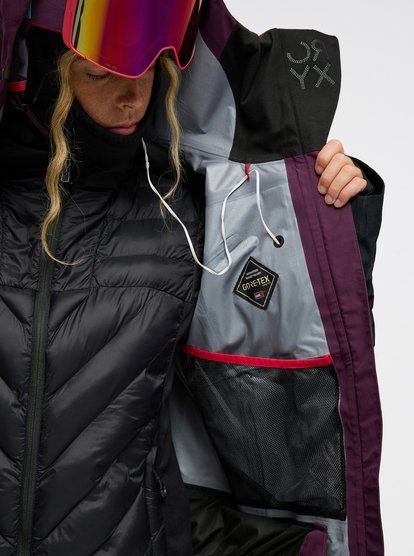GORE‑TEX&reg; Lunalite 3L  ERJTJ03555