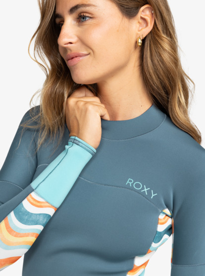 1mm Swell Series 2022 - Long Sleeve Wetsuit Top for Women  ERJW803026